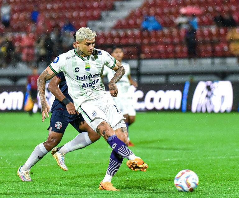 Maung Bandung Diimbangi Singo Edan 3-3