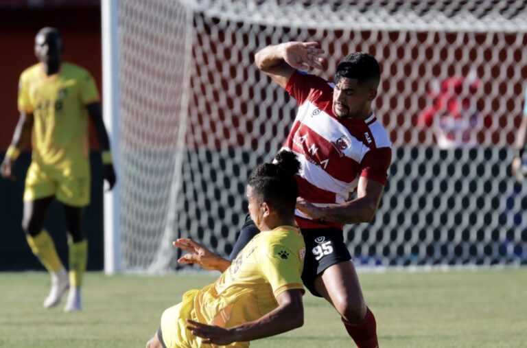 Persik Kena Comeback Madura United