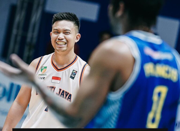 Prawira Harum Bandung Menangkan Game 1 Final IBL 2023