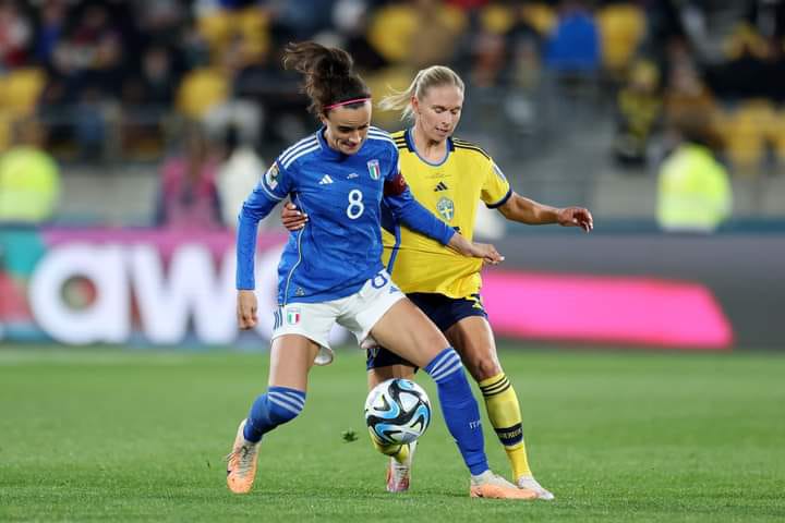 Italia Babak Belur Dihajar Swedia 0-5