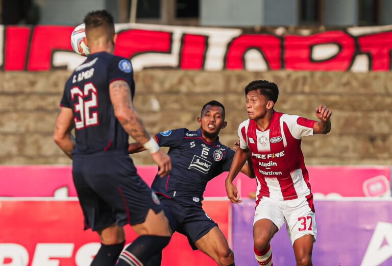 Dua Tendangan Penalti Bawa Arema FC Dan Persis Solo Berbagi Angka