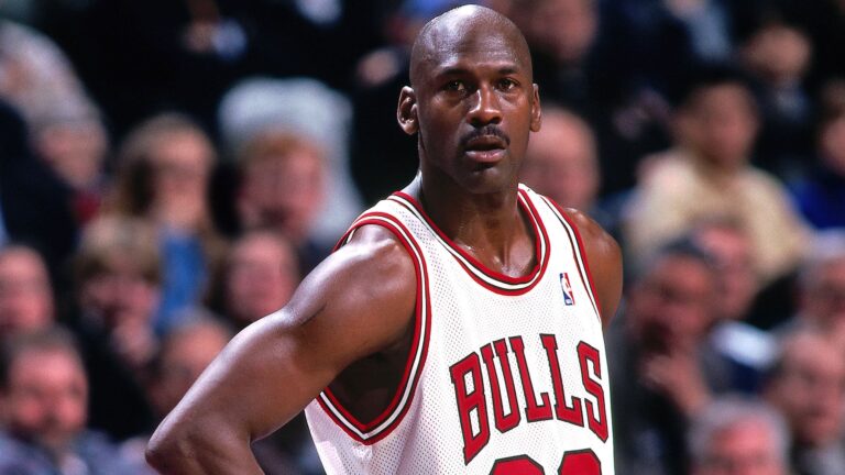Michael Jordan, Legenda Dan Ikon Bola Basket NBA Dan Dunia