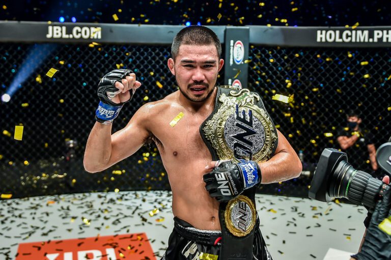 Prajanchai P.K : Juara Muay Thai Yang Tak Terkalahkan