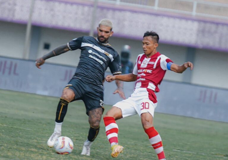 Dewa United Harus Puas Berbagi Angka Dengan Persis Solo