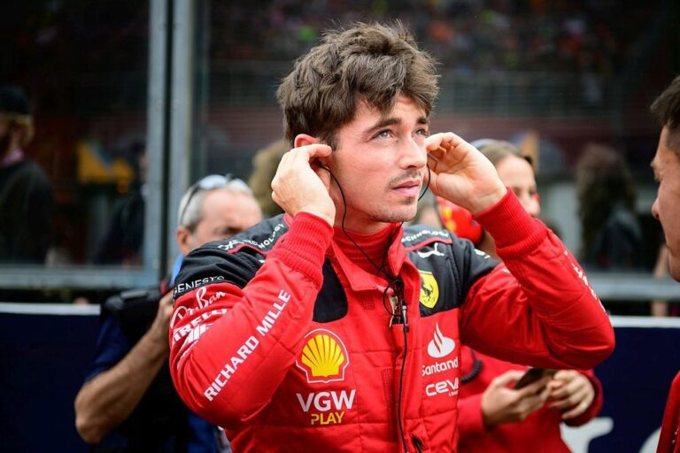 Charles Leclerc Tetap Bersama Ferrari Hingga 2026