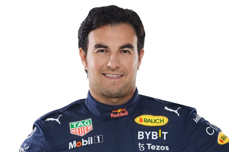 Menanti Nasib Sergio Perez Bersama Red Bull Racing