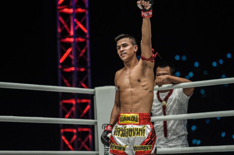 Panpayak Jitmuangnon: Sang Legenda Muay Thai Dari Thailand