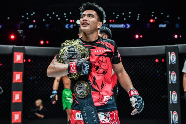 Joshua Pacio: Sang Juara Strawweight Dari Filipina