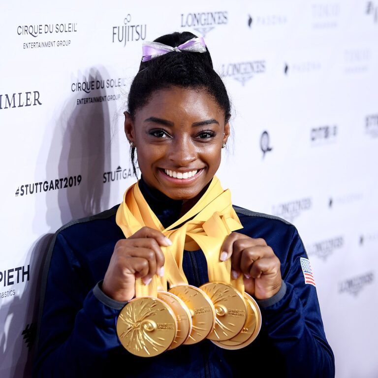 Simone Biles Owens: Sang Pesenam Amerika yang Mendunia