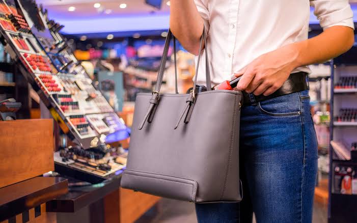 Kleptomania: Mengenal Lebih Dekat Gangguan Mencuri Impulsif