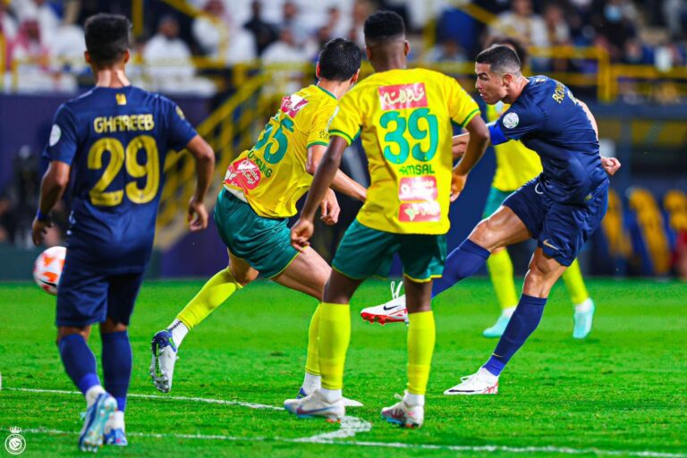 Ronaldo Cetak Gol Dan Assist Saat Al Nassr Taklukkan Al Khaleej