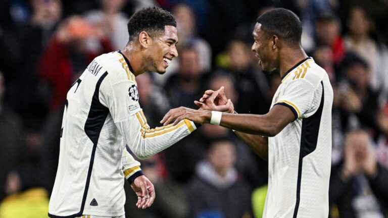 Bellingham Cetak Rekor Saat Madrid Gulung Napoli 4-2