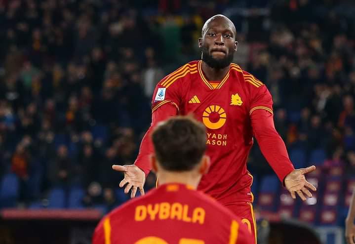 Fiorentina Gagal Kalahkan Sembilan Pemain AS Roma