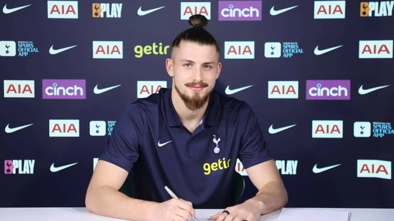 Dragusin bergabung ke Tottenham
