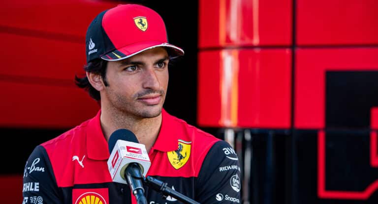 Carlos Sainz Jr Tetap Bantu Ferrari Di Musim Mendatang