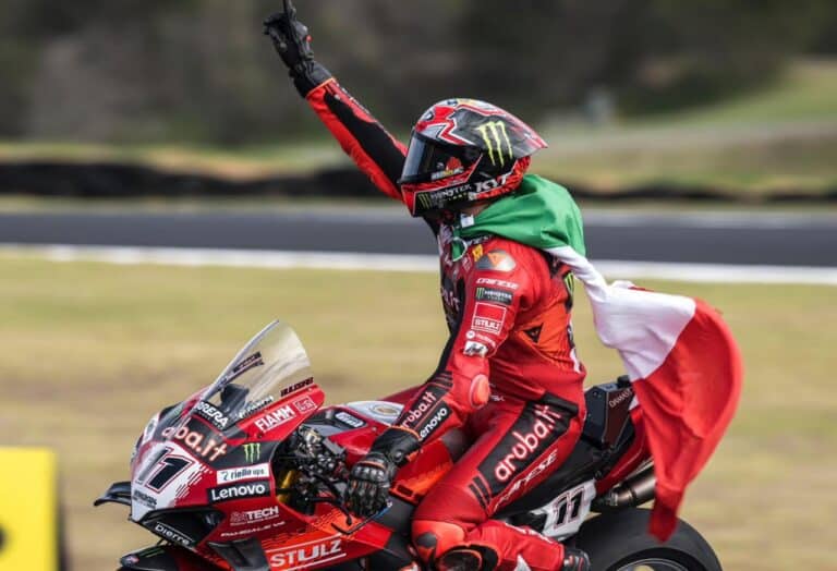 Nicolo Bulega Juarai Race 1 WorldSBK Australia 2024