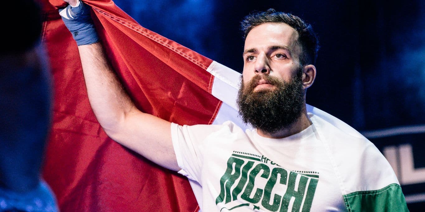 Francesco Ricchi: Petarung Italia Di Bare Knuckle Fighting - Kulit Bundar