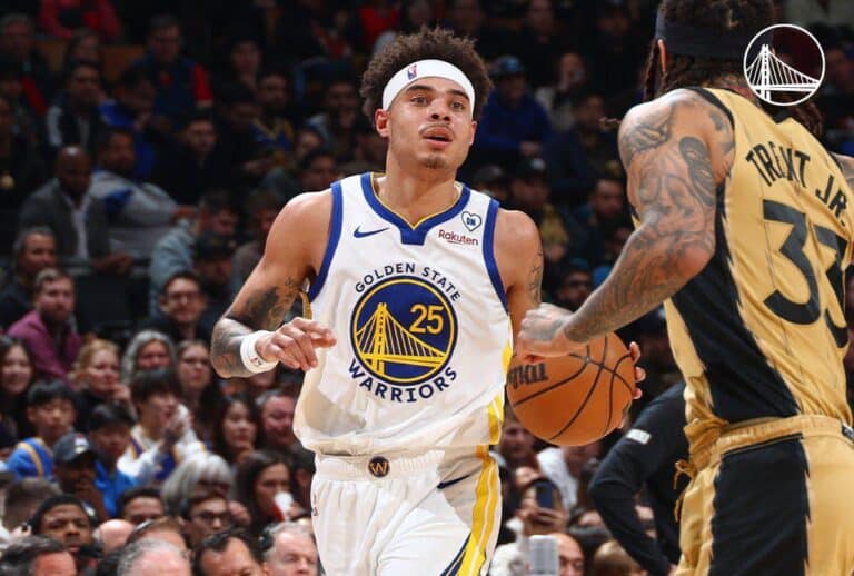 Warriors Tundukkan Knicks 110-99