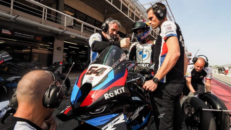 Pembalap Aruba.it Racing Ducati Kuasai PP2 WorldSBK Catalunya