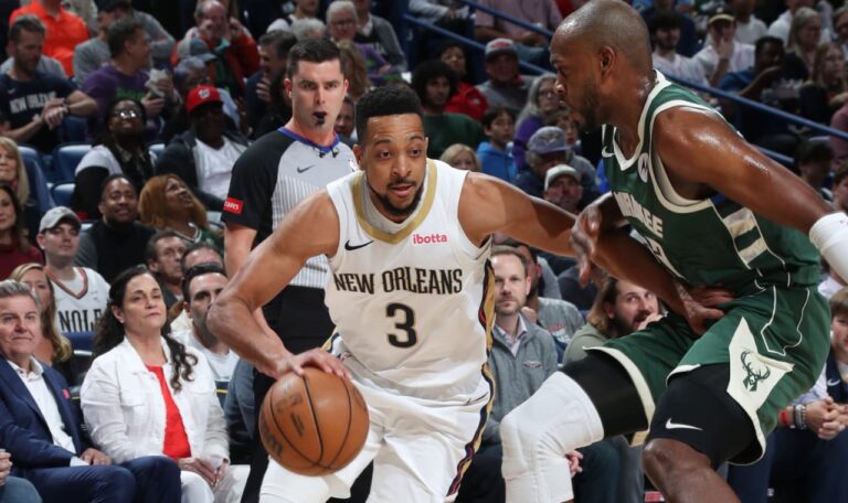 New Orleans Pelicans Tumbangkan Milwaukee Bucks