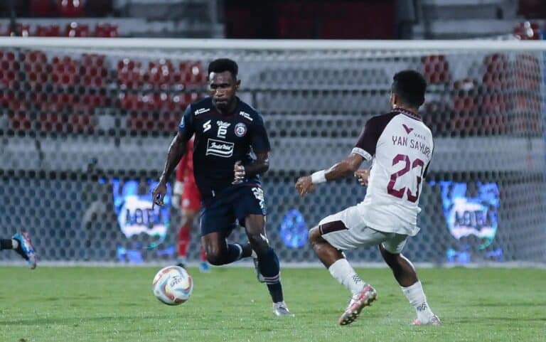 Singo Edan Jaga Asa Terhindar Dari Degradasi