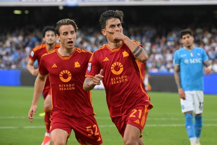 Roma Dan Napoli Belomba Rebut Tiket Liga Eropa