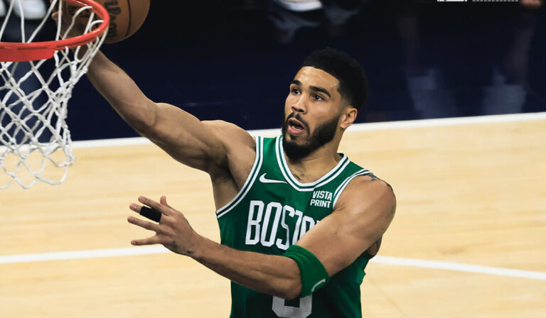 Jayson Tatum Bawa Celtics Unggul 3-0