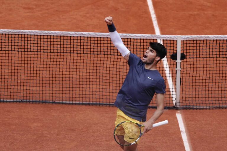 Carlos Alcaraz Melaju Ke Perempat Final French Open 2024