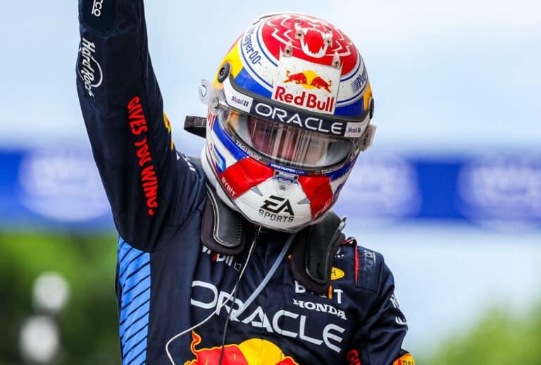 Duo Ferrari Gagal Finish, Verstappen Juara Di Kanada