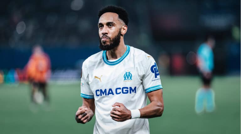 Pierre-Emerick Aubameyang Bergabung Ke Al Qadsiah
