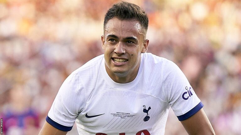 Reguilon Resmi Dilepas Tottenham Hotspurs