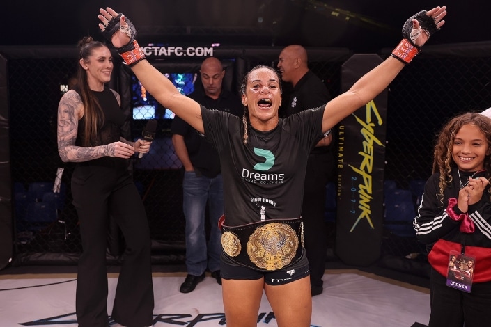 Talita Bernardo: Sang Juara Bantamweight Invicta FC
