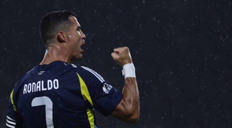 Cristiano Ronaldo Bawa Al Nassr Ke Final Saudi Super Cup 2024