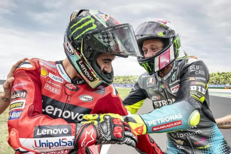 Pecco Bagnaia Coba Kejar Rekor Ajaib Valentino Rossi