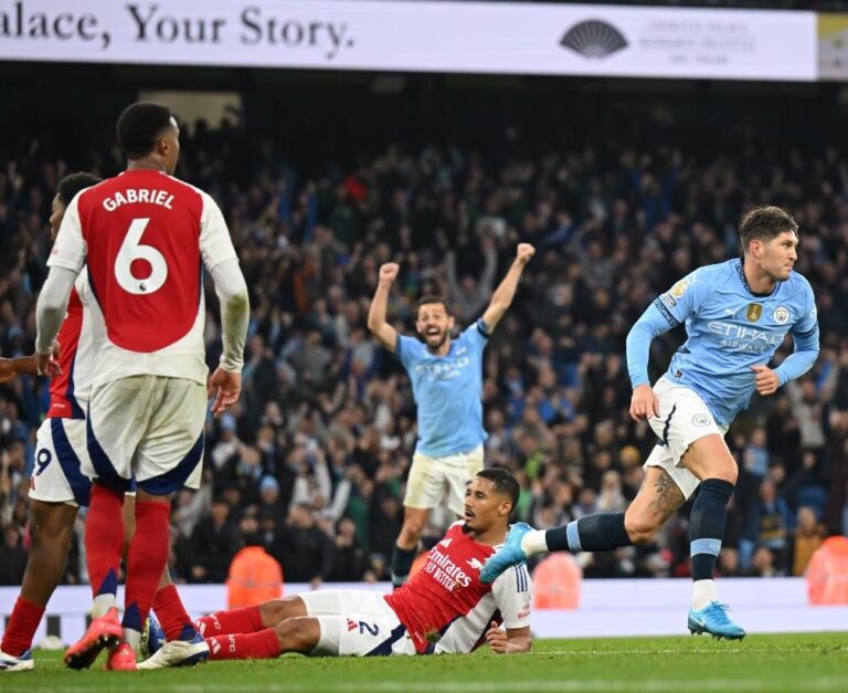 Gol Injury Time John Stones, Buyarkan Kemenangan Arsenal