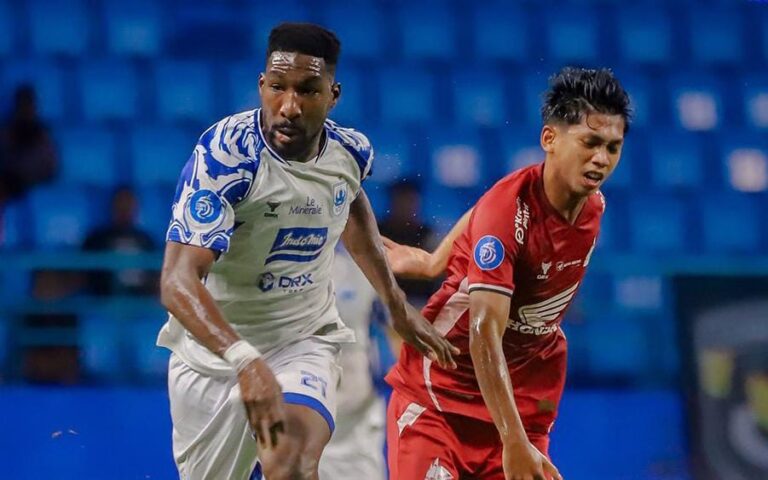 Laskar Mahesa Jenar Berbagi Poin Dengan Juku Eja