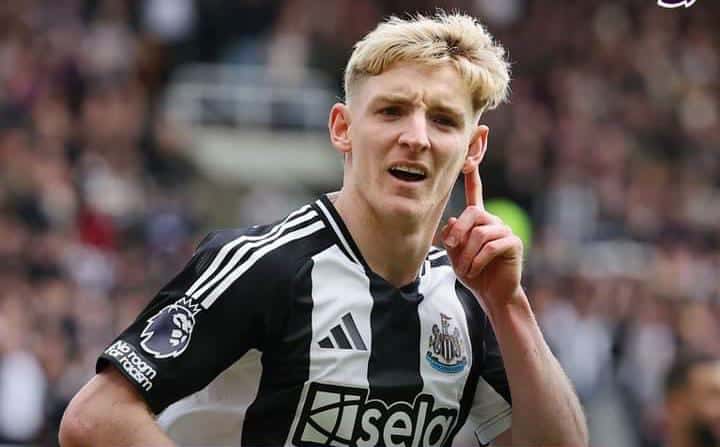 Newcastle Hentikan Laju Sempurna Sang Juara Bertahan