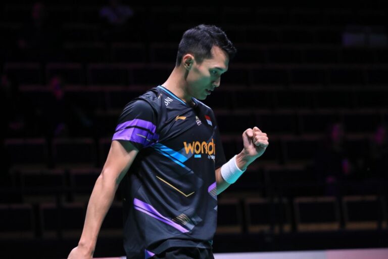 Kunlavut Retired, Jojo Melangkah Ke Final