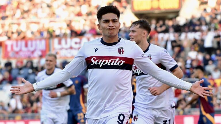 Bologna Tekuk AS Roma 3-2