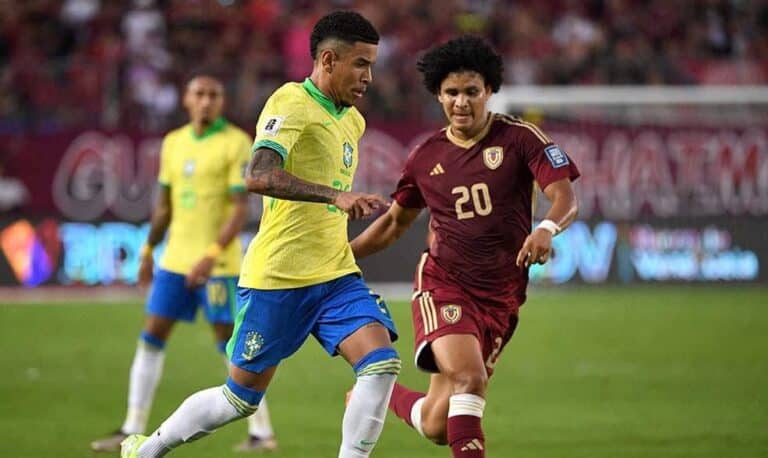 Venezuela Tahan Imbang Brasil