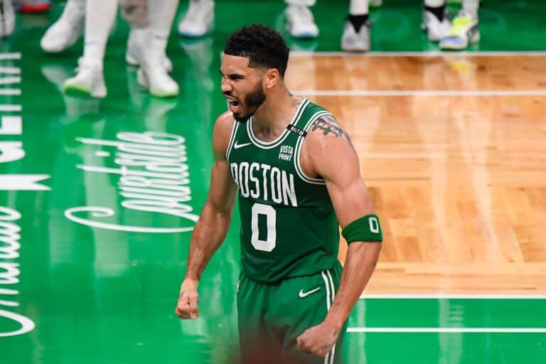 Jayson Tatum Dkk Hentikan Catatan Tak Terkalahkan Caveliers