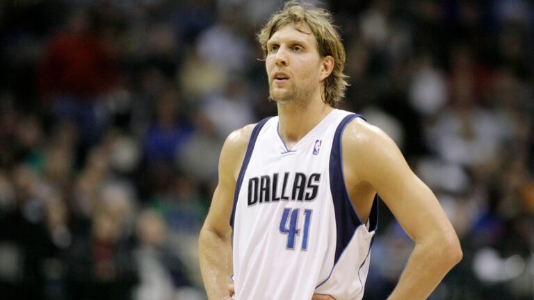 Dirk Nowitzki: Legenda Bola Basket Jerman