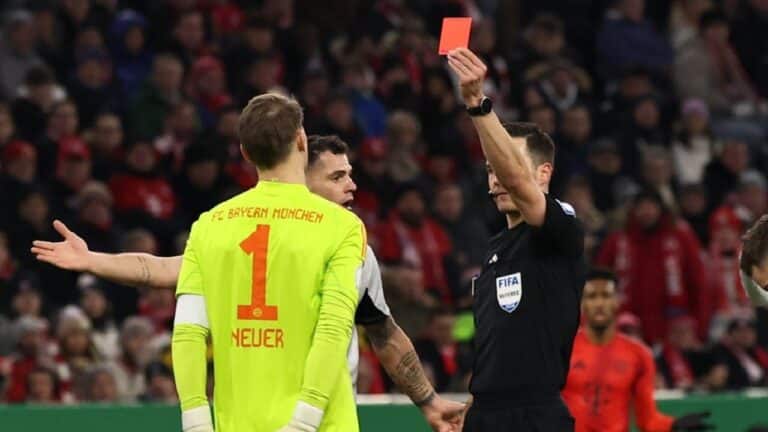 Kartu Merah Neuer Buat Munchen Tersingkir Dari DFB Pokal