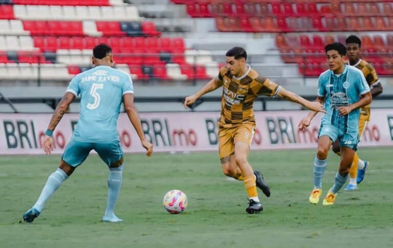 PSBS Biak Gulung Dewa United 3-1