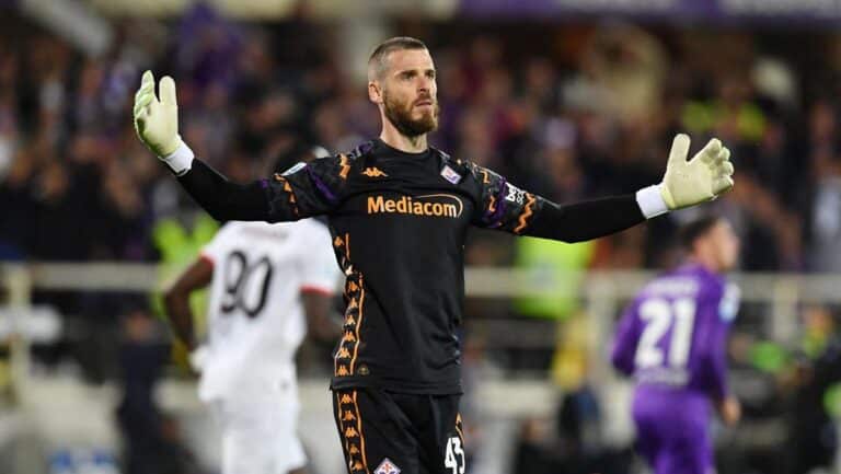 La Viola Kehabisan Bensin Jelang Akhir Tahun