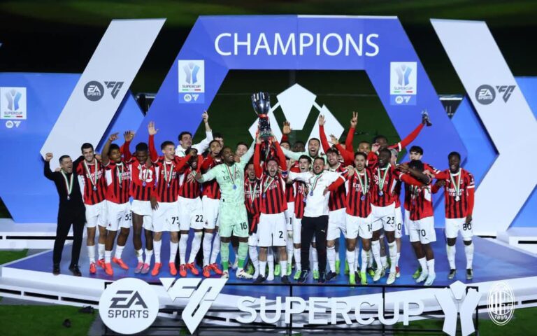 AC Milan Juarai Supercoppa Italiana
