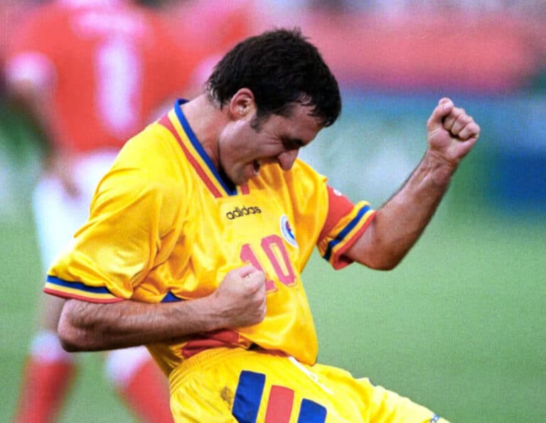 Gheorghe Hagi: Sang Maestro Sepak Bola Rumania
