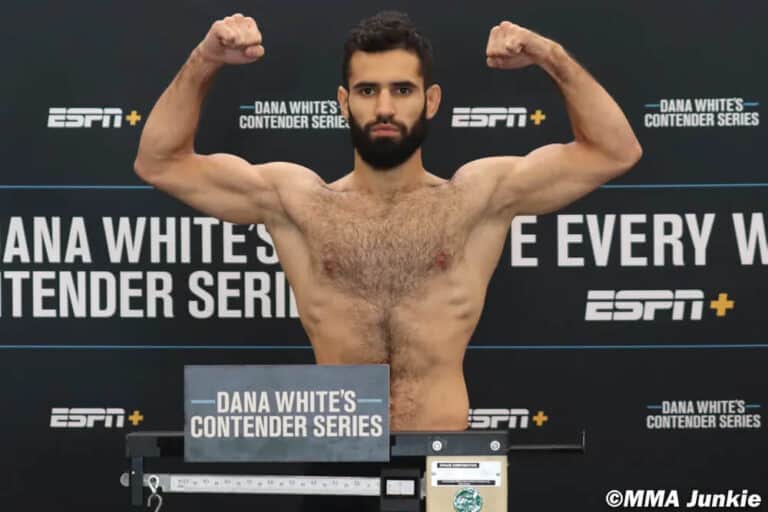 Muhammadjon Naimov: Simbol Kebanggaan Tajikistan Di UFC