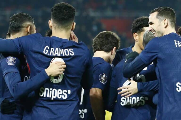 Hattrick Dembele Bawa PSG Sikat Brest 5-2