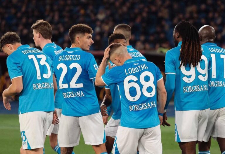 Napoli Gagal Menang Di Kandang Serigala Ibukota